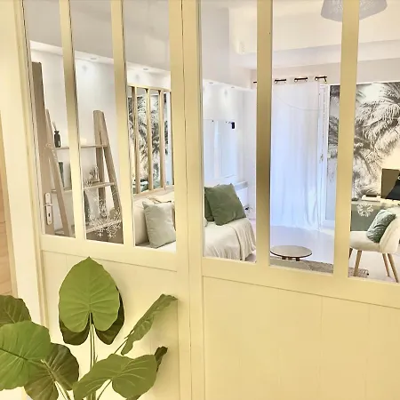 Jardins De Saint-louis, Grand 2 Pieces 750m Palais Des Festivals Parking Possible *